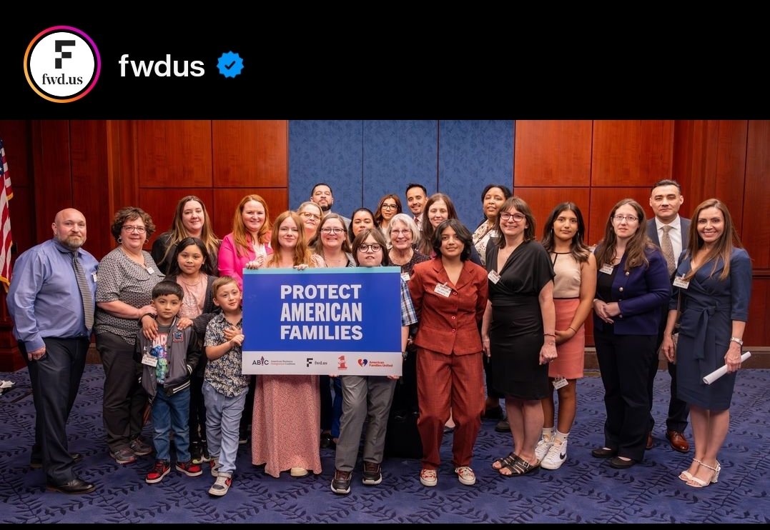 <a href="/HouseDemocrats/">House Democrats</a> <a href="/RepEscobar/">Rep. Veronica Escobar</a> 👏🏼👏🏼👏🏼👏🏼👏🏼🇺🇸🗽🙌🏼 Now let's fix immigration. But first 
<a href="/POTUS/">President Donald J. Trump</a>
#ExecutiveAction
#SaveourSpouses #ParoleForSpouses <a href="/amerifamsunited/">American Families United</a>