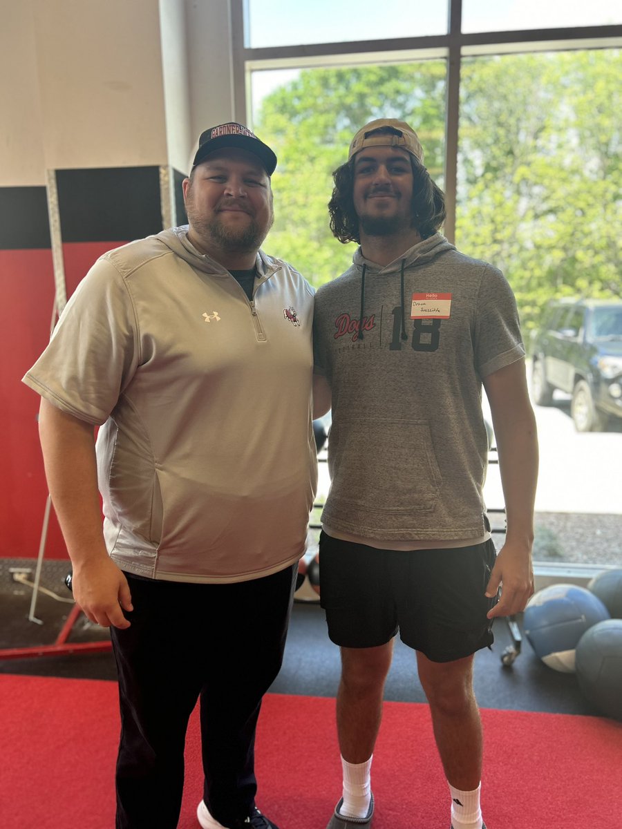 Had a great time @GWUFootball this weekend! Thank you @CoachCully_GW and @GWUCoachPinnix for making it possible, I can’t wait to get back! @Coach_Wright50 @MorganCounty_FB