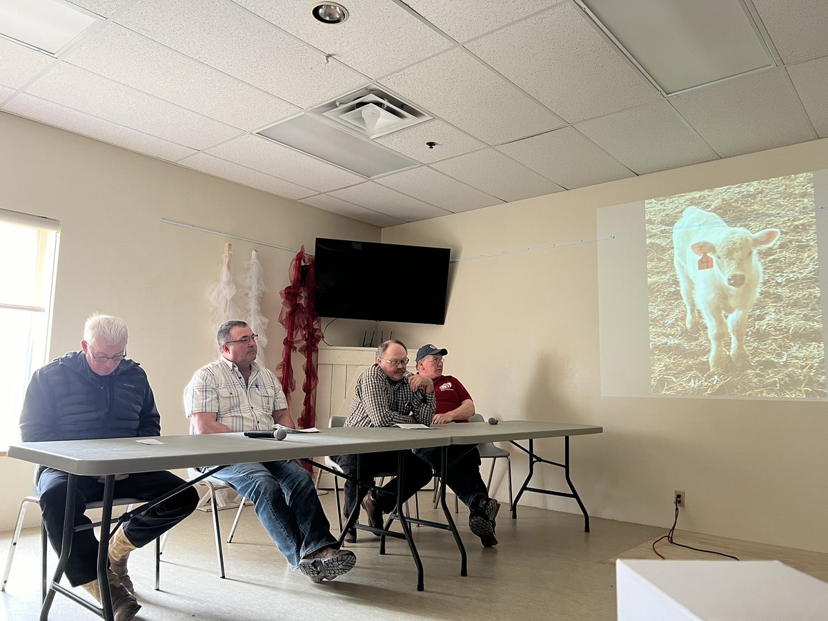 Beef Farmers of Temiskaming (@temiskamingbeef) on Twitter photo A diverse marketing panel discussion as part of the Beef Info Day.
<a href="/BeefCochrane/">Beef Farmers Of Cochrane District</a> <a href="/BeefFarmersON/">Beef Farmers of Ontario</a> A diverse marketing panel discussion as part of the Beef Info Day.
<a href="/BeefCochrane/">Beef Farmers Of Cochrane District</a> <a href="/BeefFarmersON/">Beef Farmers of Ontario</a>