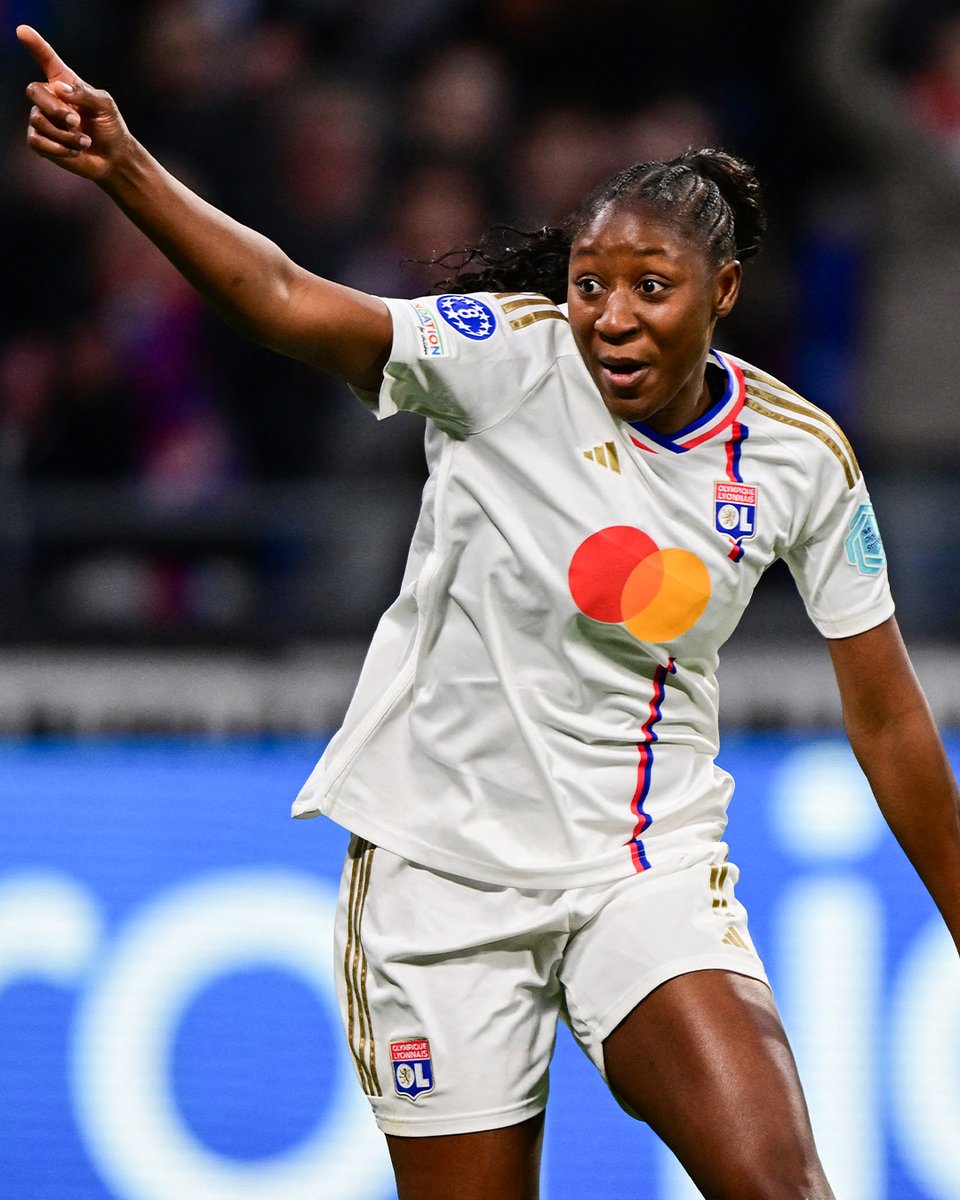 FIFAWWC's tweet photo. 44' Lyon 0-1 PSG
48' Lyon 0-2 PSG
80' Lyon 1-2 PSG
85' Lyon 2-2 PSG
86' Lyon 3-2 PSG

What a match! 🤯 https://t.co/puiFE456LO
