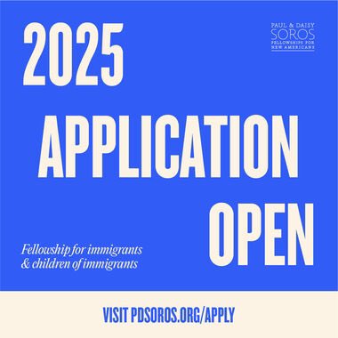 📣 The application is open for our 2025 Fellowship! 🎉 Immigrants and children of immigrants are some of our country’s greatest thinkers and innovators. We’re here to support their journey through graduate school.🗽🎓🇺🇸 Spread the word! ⬇️⬇️⬇️ pdsoros.org/apply