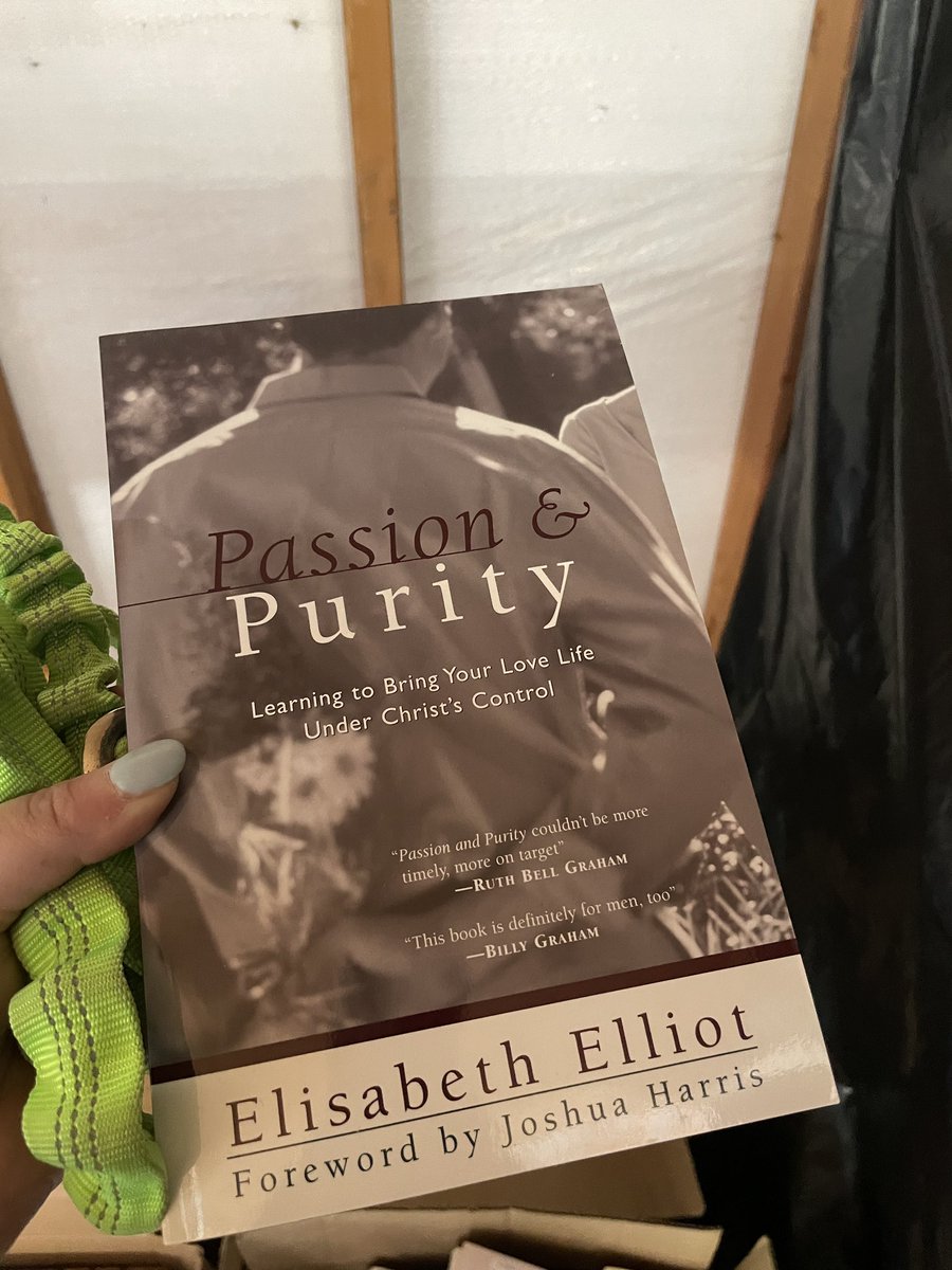 stephlapreal_'s tweet photo. Do I read this for curiosity’s sake? My nerves are already on edge. Haha https://t.co/KsK8AhhLVI