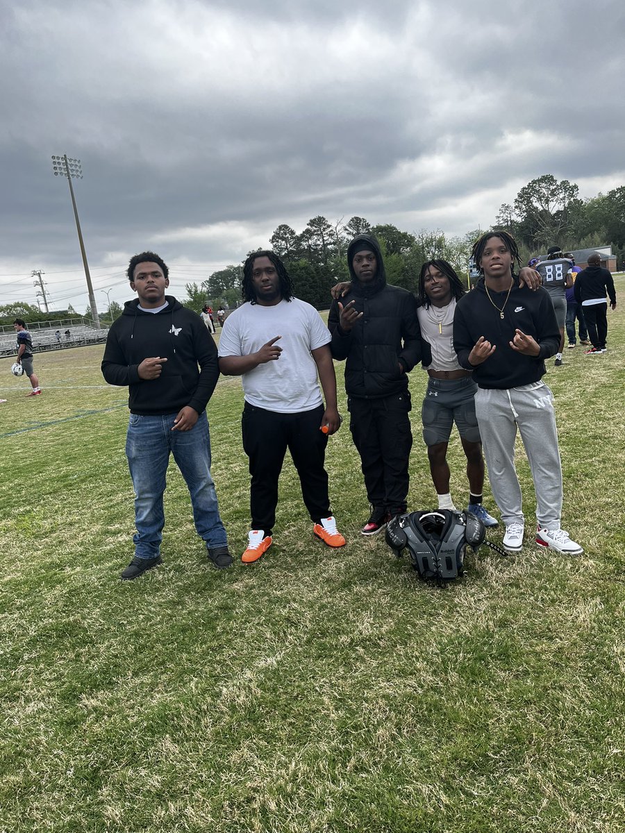 Enjoyed my day today at @ECSUVikingFBall Spring Game🔵⚪️ @CoachJOFFRION @CoachSteveDBU @CoachZo_Melch