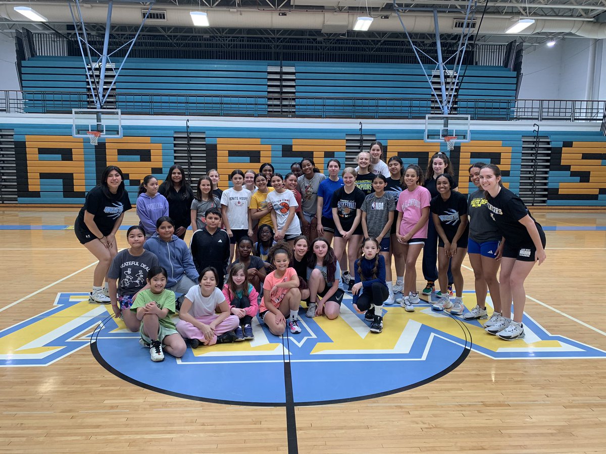 Shoutout to all of our future warriors who came out to our youth clinic today! The future is bright🌟
