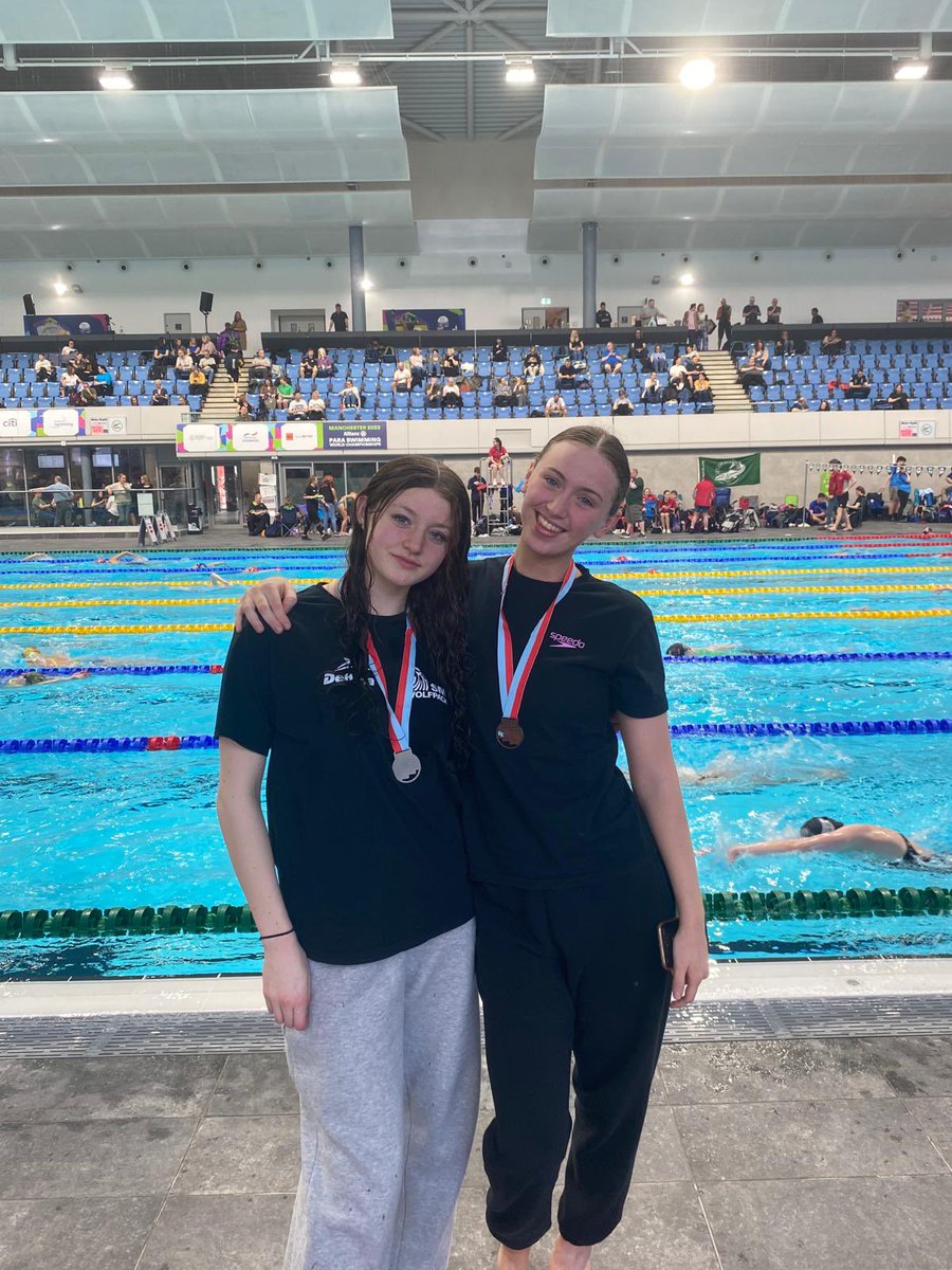 A superb first day of racing on day 1 of @SwimEnglandNW Youth Regionals. Loads of PBS and great step ups from heats to finals. The team finished day 1 with 34 finals/top 8, 8 golds, 4 silver and 4 bronze medals @lifeleisureuk