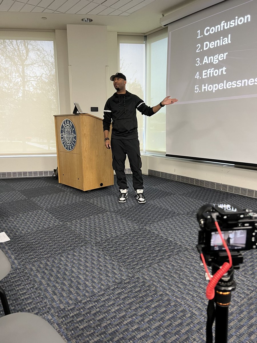 Finished up the week strong with two speaking engagements on Thursday and Friday at Kean University. 

One thing about me is I’m big on relationships, so when someone calls and saying they need my help the answer is never no it’s always let figure out how to make it work.
