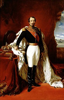everyone talking about Shitler bc the 20.0.4 but no one talking about the Chad Napoleon the III.