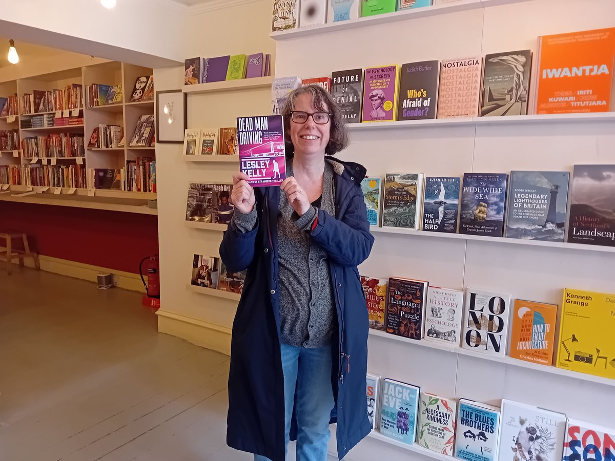 lkauthor's tweet photo. Thanks to Polly @goldenharebooks for listening to me rabbit on about #DeadManDriving! https://t.co/vga56viQIp