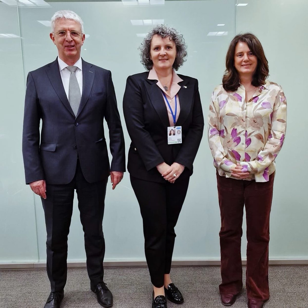 Tokom boravka u Vašingtonu guvernerka dr. Jasmina Selimović je, uz ostale članove bh. delegacije, prisustvovala nizu sastanaka sa visokim zvaničnicima MMF-a, Svjetske banke. 🌐🤝