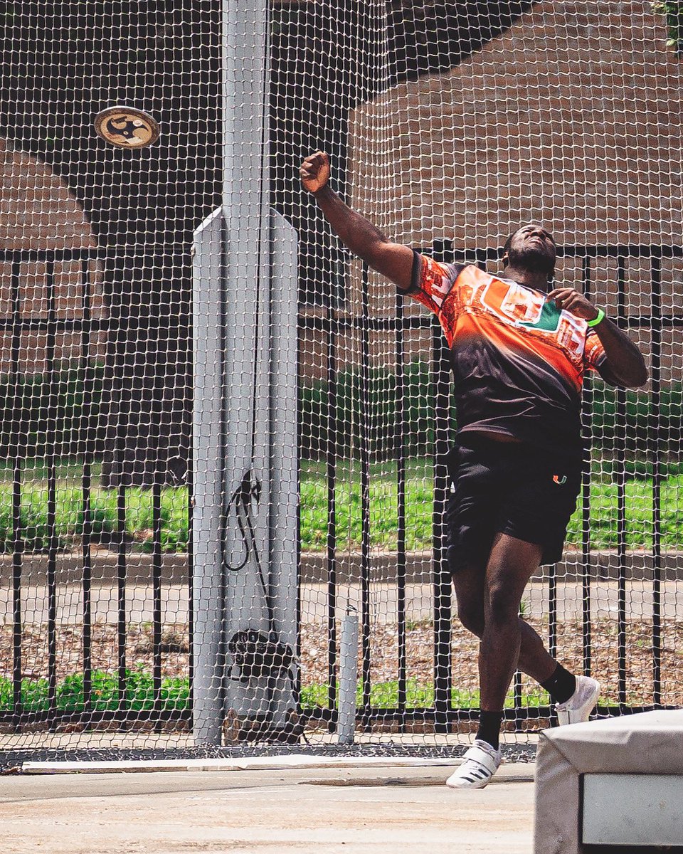 CanesTrack's tweet photo. Milton Ingraham  finishes second in the men’s discus with a throw of 60.95m / 199 feet, 11 inches 🙌🥈

Follow along: https://t.co/HpbALaAQ4E https://t.co/EM4JAlryHI
