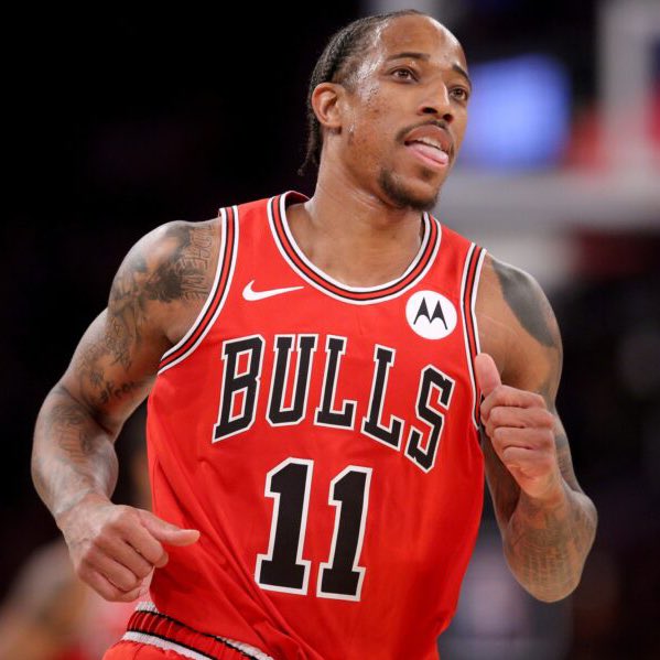 LegionHoops's tweet photo. DeMar DeRozan on staying in Chicago:

“My stance on wanting to be here is still the same but I just want to win… Next time I play a game will be my 16th season. You realize the window closes for you personally. I ain’t trying to play 25 years.”

(via @byjuliapoe) https://t.co/UYBsxjDcEc