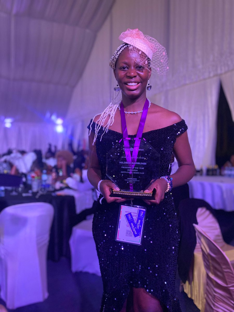 Congratulations to the hope creator president 🥳🤗for having bugged an award of best president for all institutional clubs. Keep shinning 😊@nasmildred @99ThDISCON @RtcMuk
