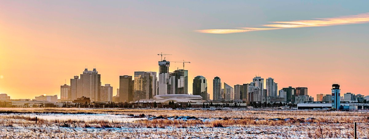 Community. Wellness. Achievement. Joy. Volunteerism.  Downtown. Active Living. Emotion. Energy. All ages. Finish Line.  

Join us at the @ServusCU Edmonton Marathon and Festival of Events. @ExploreEdmonton @CityofEdmonton #yegrun #yegdowntown #yegcc