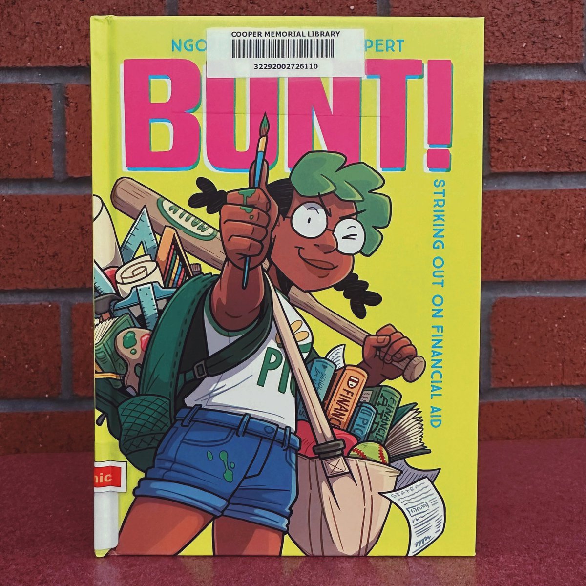 Just finished reading Bunt by @ngoziu & @mad_rupert!! Absolutely FANTASTIC read. Loved Molly’s desire to preserve her town history, the dynamics between the team, & just embracing the weirdness of yourself and others!! Is it cheesy to say it’s a home run of a graphic novel? 🥎