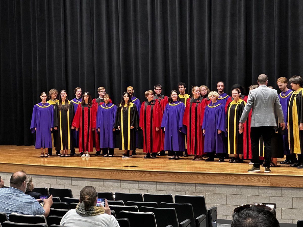 Choir Girippo tweet media