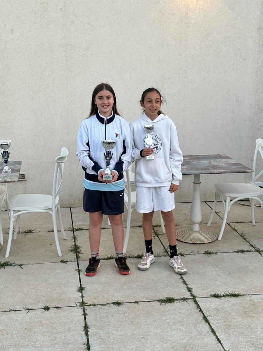 Alessandra Liguori conquista un altro successo ed è campionessa regionale under 12.
#Lecce #Tennis #CTLecce #CircoloTennisLecce #TennisPlayer #TennisTournament #LecceTennis #SalentoTennis #TennisPuglia