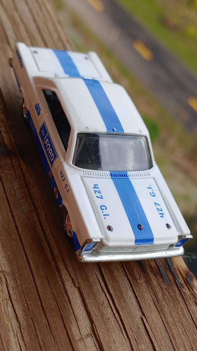 AngelLo44983556's tweet photo. #Hotwheels #ford #car #Speed #Trending #fordmustangGG #Goodyear #HookerHeaders #1965 Ford galaxie . https://t.co/aLYtROonFc