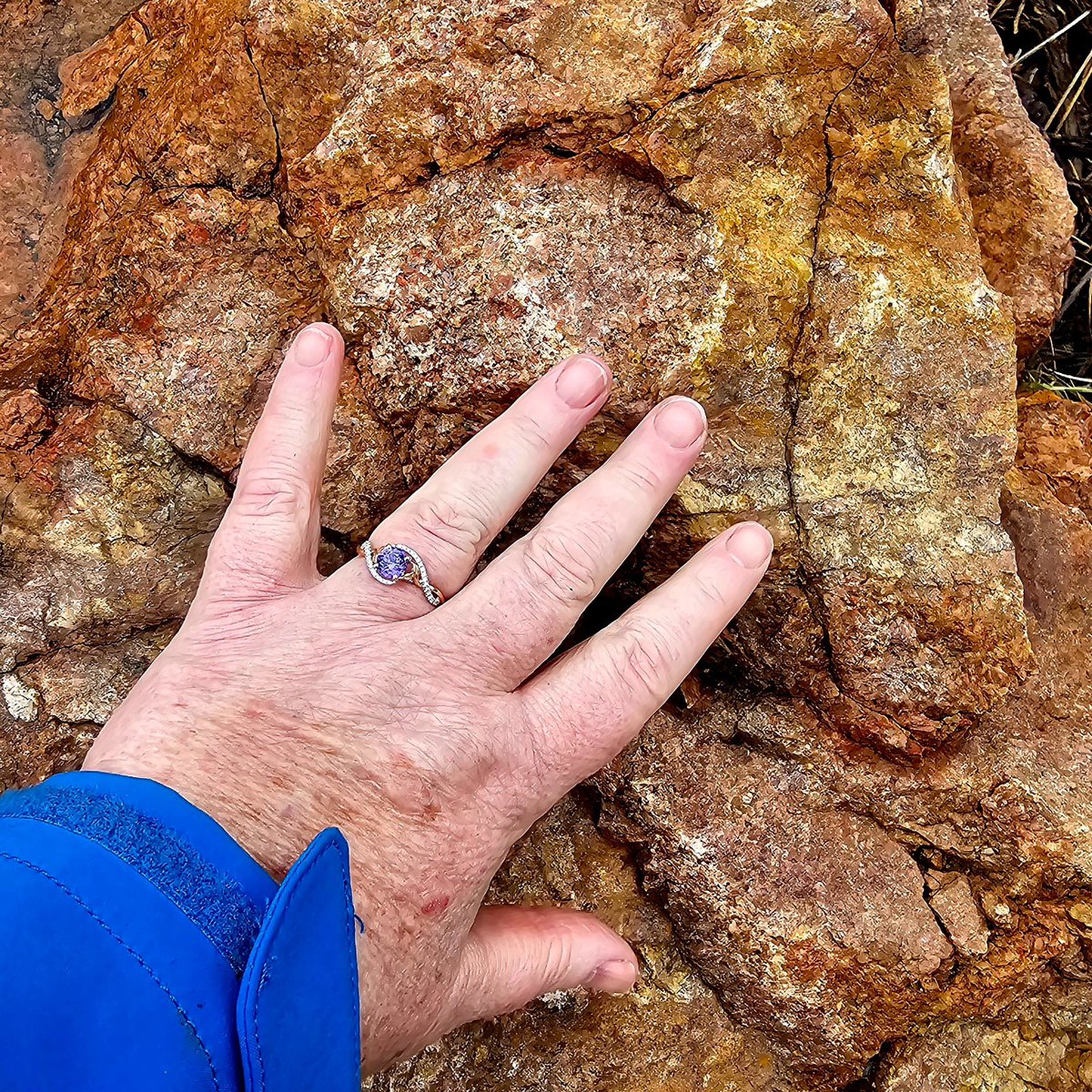 Wow... Look at that rock.