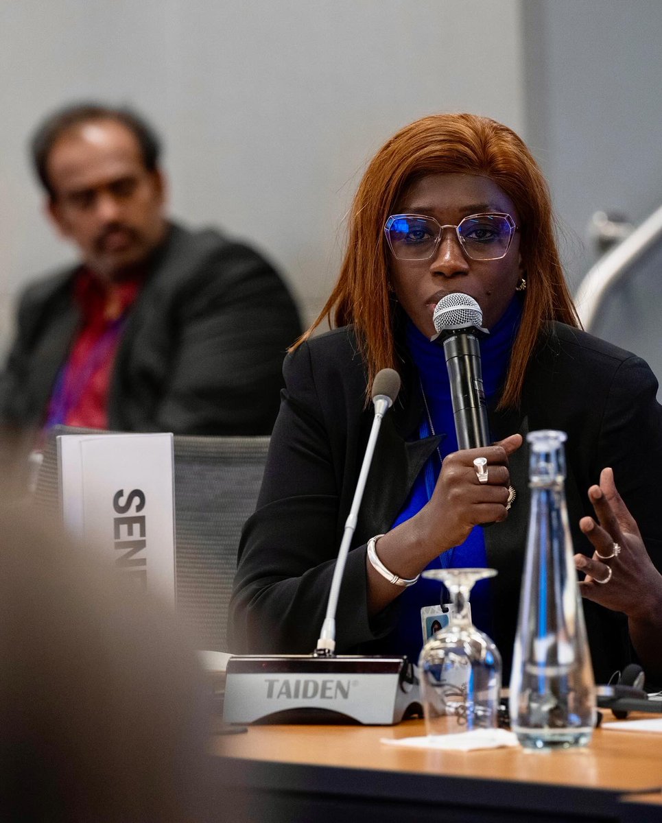 Sokhna_BA2's tweet photo. 2024 GLOBAL PARLIAMENTARY
FORUM 2024 / GLOBAL
YOUNG MP INITIATIVE 2024

Nous avons pris part au Forum parlementaire mondial 2024, qui s’est tenu à Washington DC au Siege de la banque mondiale . 
Une  rencontre qui entre dans le cadre des réunions de printemps du Fonds monétaire international (FMI) et du Groupe de la Banque mondiale (GBM) .

Une occasion pour les parlementaires d’échanger avec les dirigeants des institutions : Kristalina Georgieva, Directrice générale, FMI et 
Ajay Banga, Président de la Banque mondiale.

Les discussions ont porté sur les préoccupations urgentes telles que le changement climatique, les crises de la dette ,l’intelligence artificielle, la transparence dans la gestion, la Santé, l’énergie , l’emploi des jeunes…..

La rencontre réunie des  ministres des Finances, des gouverneurs de banques centrales,
des experts en développement, des dirigeants du secteur privé, des représentants de la société civile, des parlementaires et des universitaires pour discuter de questions économiques et de développement mondiale.

Nous avons aussi assisté La cinquième Réunion de l'Initiative mondiale des jeunes parlementaires 2024 sous le théâtre« Semer les graines de la
croissance : Créer des emplois verts pour les jeunes et la planète ».
Des rencontres qui ont permis aux jeunes parlementaires t’interpeller les dirigeants sur la problématique de l’emploi et du rôle des jeunes dans le développement.
#WorldBank, #FMI,#reunionsprintemps, #jeunesse, #forumparlementaire