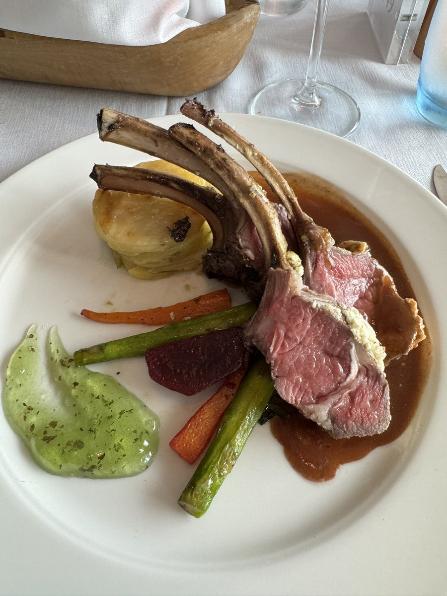 OMG, new favorite main dish onboard @vikingcruises The feta crusted rack o’lamb is so so good. Sorry that it’s unlikely it will be offered again before they make us leave on May 6th😢. #myvikingstory #worldcruise #cruisinwithclay