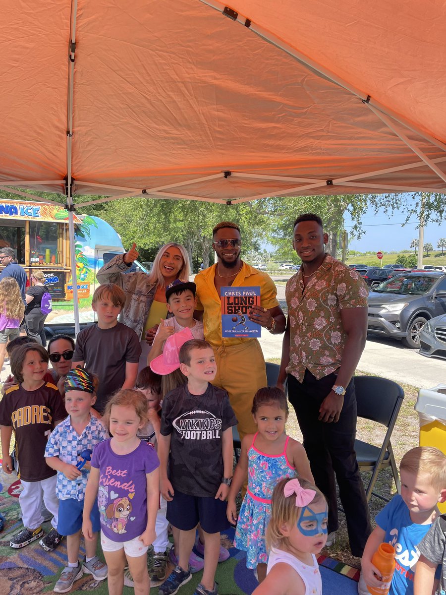 Can’t thank #WWENXT’s @brinleyreecewwe, @MalikBladeWWE and @Edris_Enofe for coming out to the local Roper YMCA of Central Florida Healthy Kids Day and reading to the kids as part of the @NewWorldsFL initiative. These three have bright futures in #WWE.