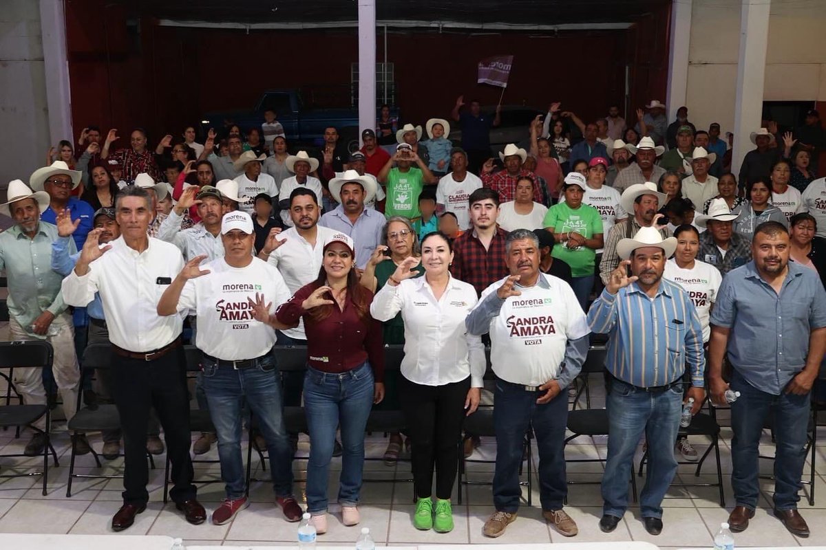LaEraMediatica's tweet photo. #LaEraM #TV | #Elecciones2024MX 🗳️
Se reúne Sandra Amaya con Campesinos deNuevo Ideal
#Candidata #Distrito08 #Morena #PartidoVerde 
#SigamosHaciendoHistoria @sandra12amaya @gerardo_vs @PvemEstatalDgo @GarciaGaray_L @Morena_Durango_ @DurangoMorena @soymaestra
#LaEraMediáticaTV https://t.co/iF3V8SLLQQ