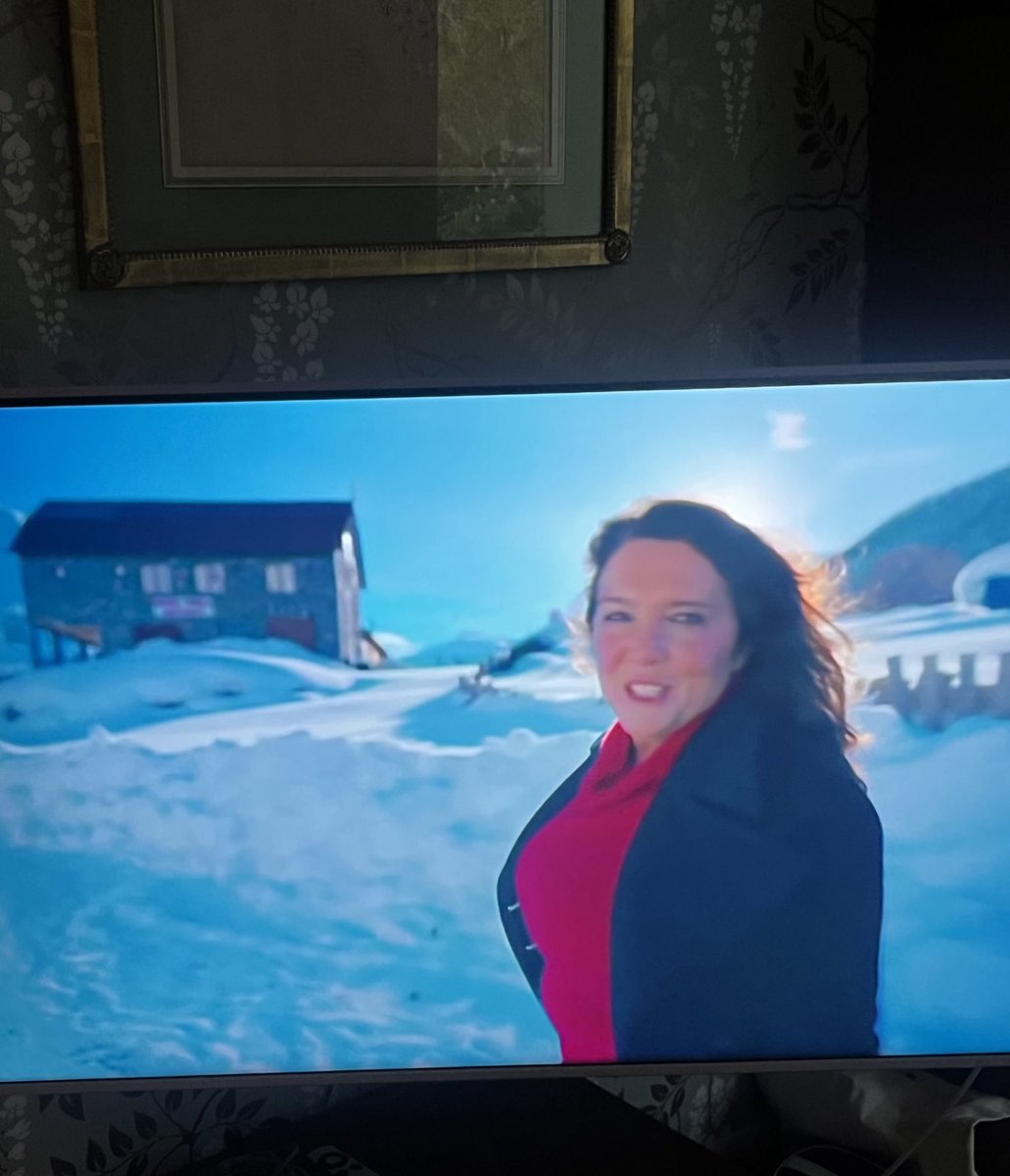 Just switched on the telly and found the brilliant @bettanyhughes⁩ on the box. So proud that she is on @Channel4, can’t recommend her shows enough. #travel #history #humanstories