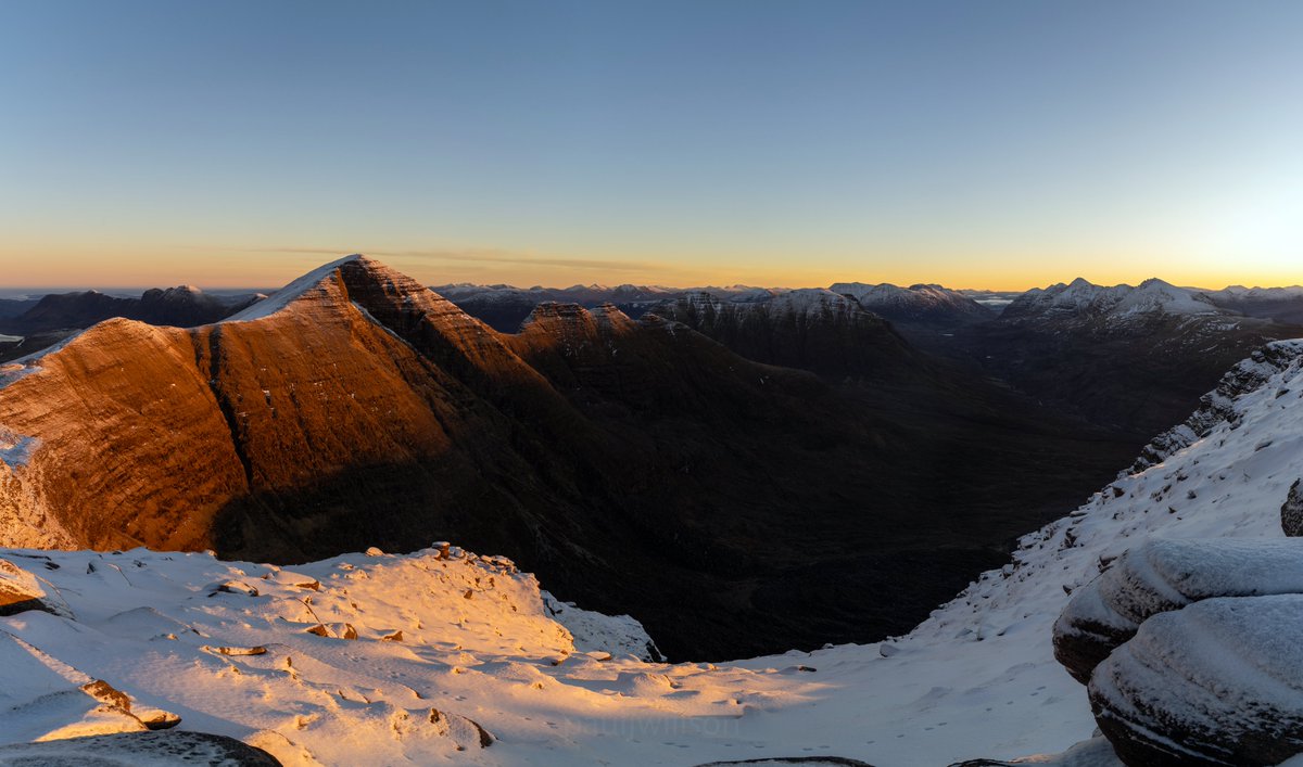 Sunrise at Beinn Alligin #scotland #torridon