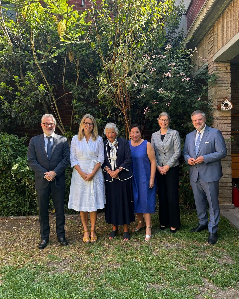 Muchas pero muchas felicidades al Excmo. Sr. Wolfgang Dold, Embajador de Alemania en México. Que sea un año repleto de éxitos y alegrías. <a href="/AlemaniaMexi/">Embajada Alemana en México</a>