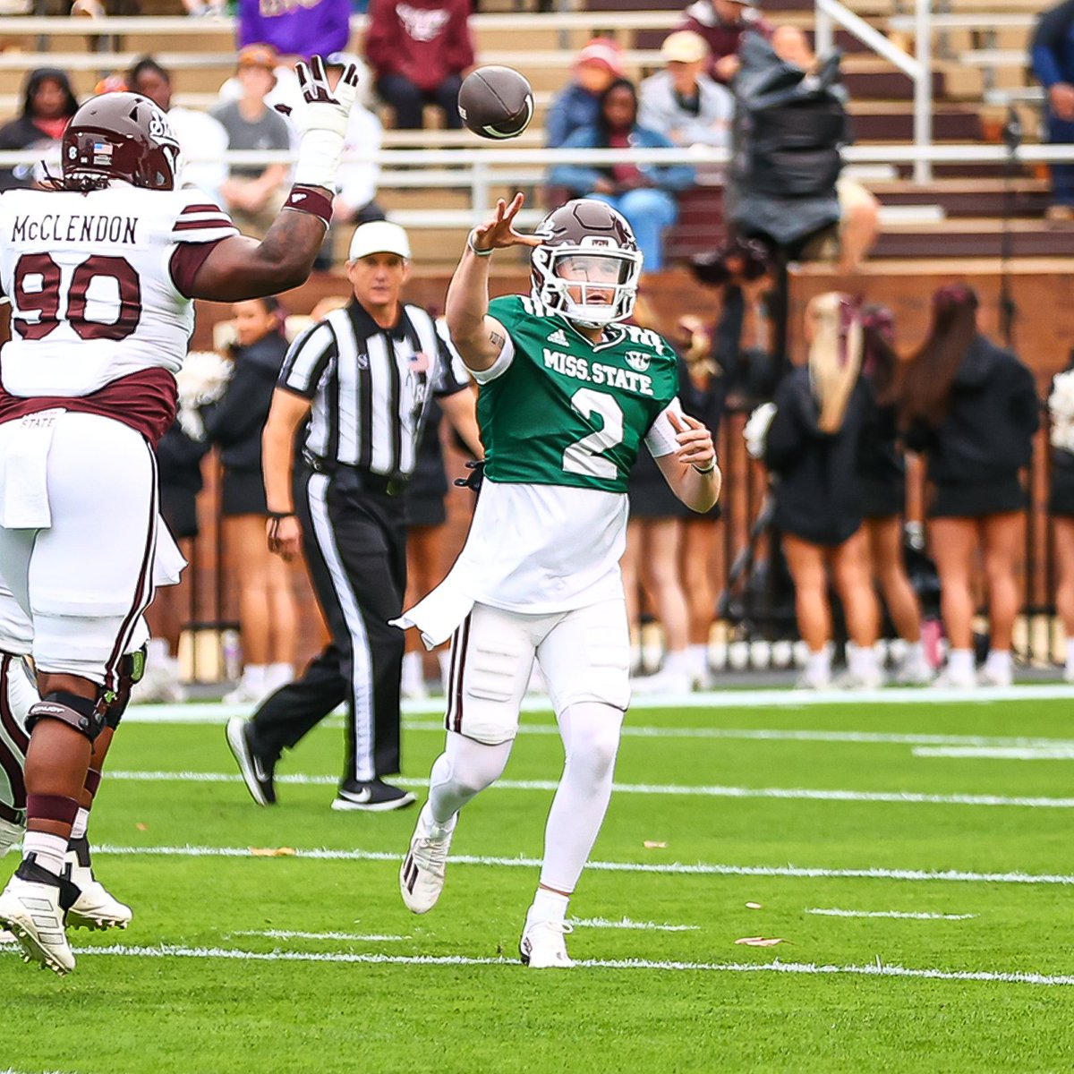 What a first half for @BShapen 😤 18-for-22 312 yards 3 Touchdowns Long pass of 60 yards #SHOWTIME | #HailState
