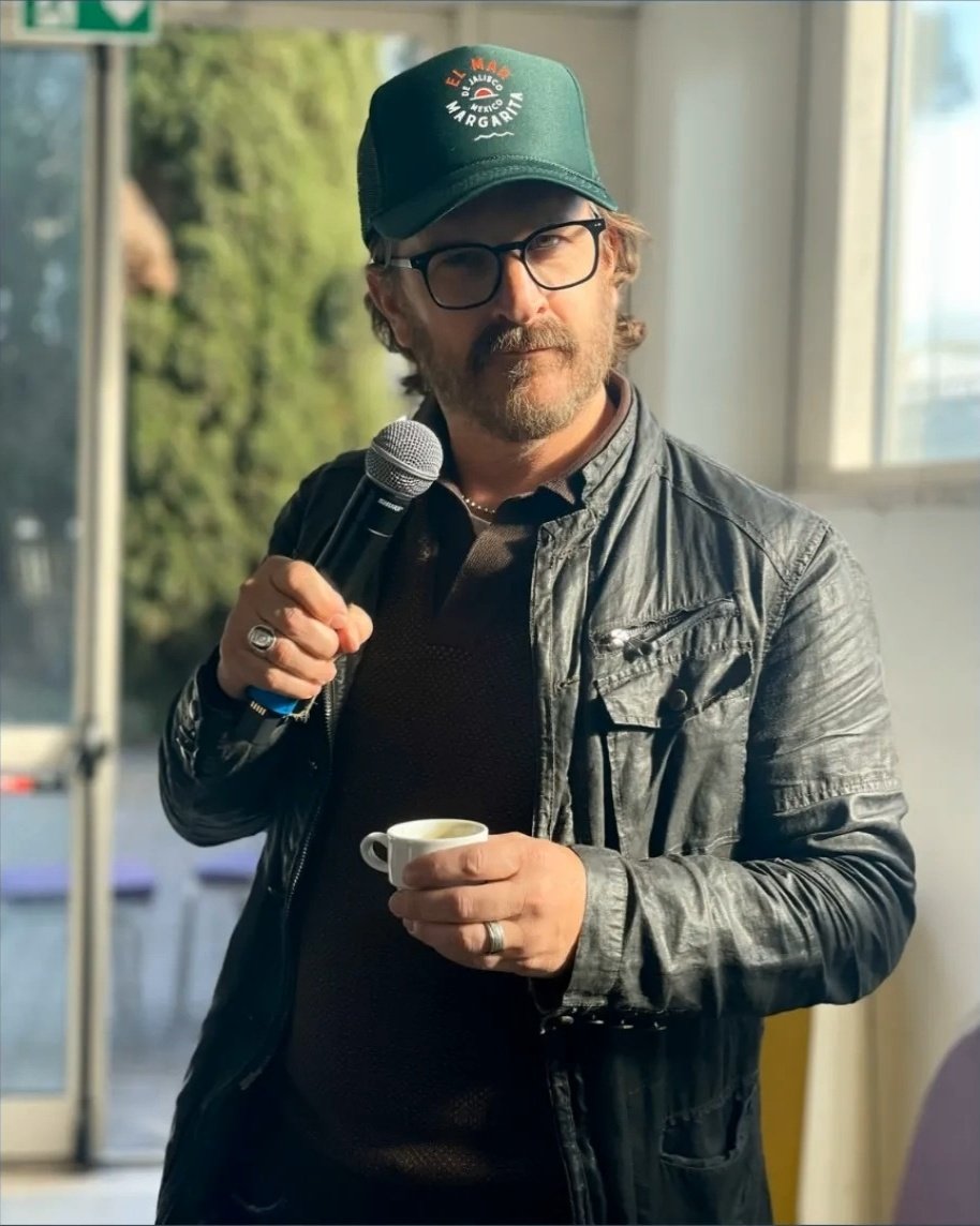 rsjrfanworld's tweet photo. .@dicksp8jr and coffee ~ two habits I'm never gonna kick.
#ADickted
Fantastic 📷 by @JusInBelloCon https://t.co/SCSZER91sF