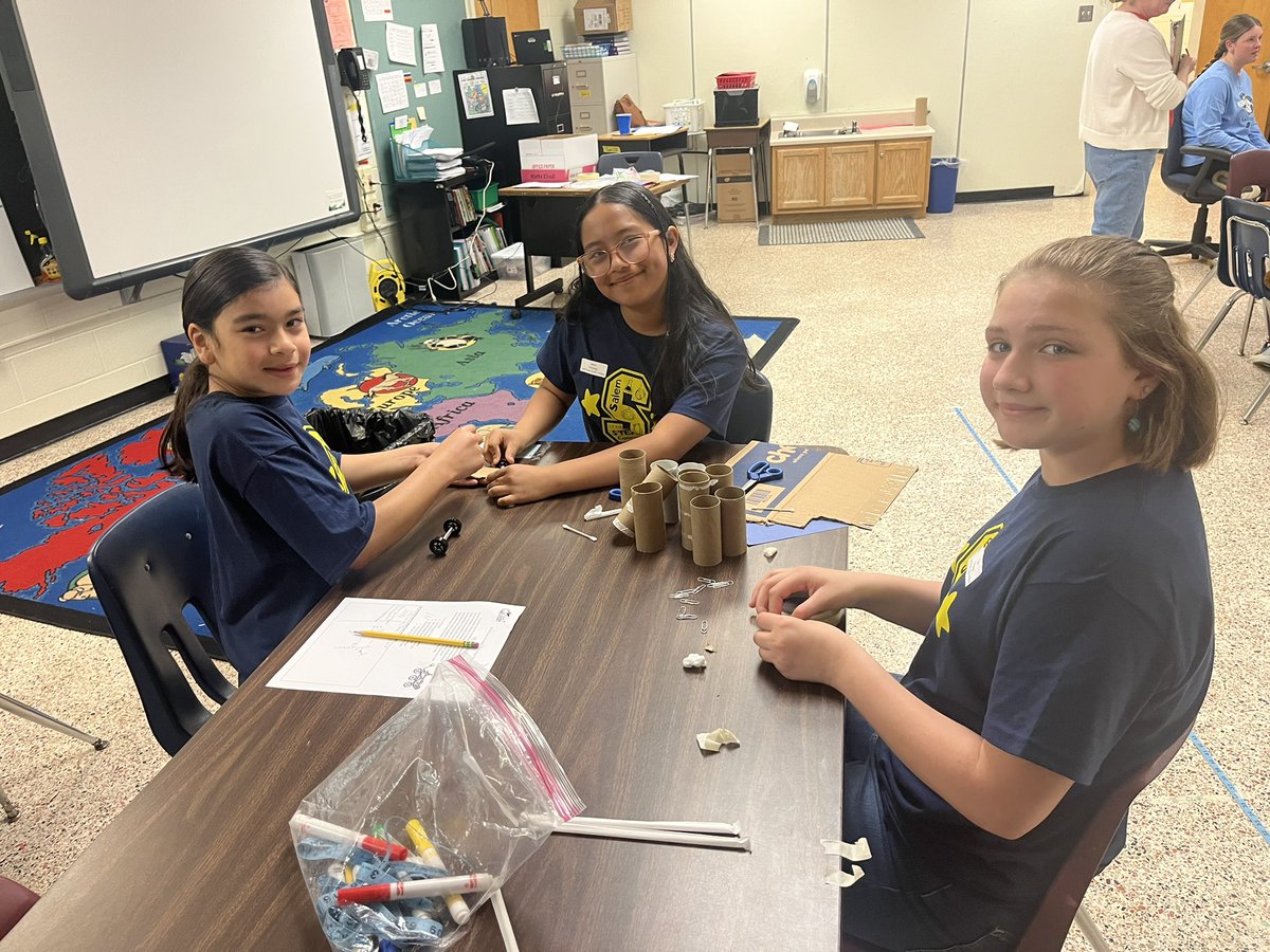 Laura Prymak tweet media