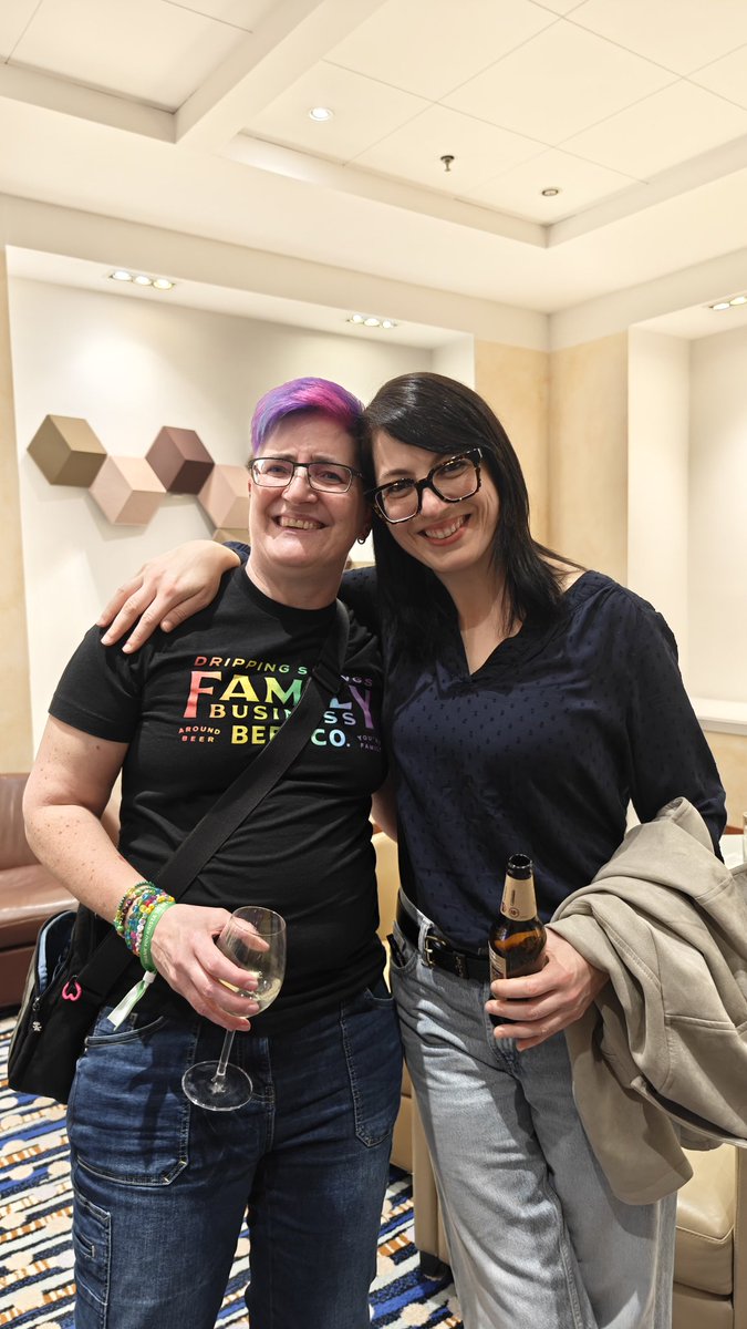 wasicologne's tweet photo. What a great Saturday Concert with the lovely @TiberiLaura #afterparty #jib14
#SPNFamily https://t.co/YMiwARuGYO