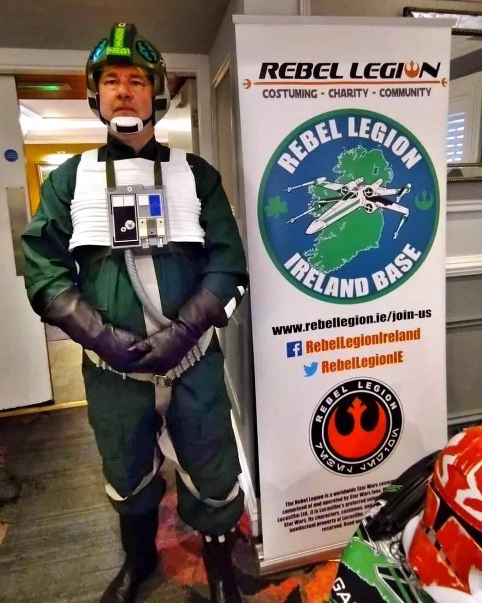 RebelLegionIE's tweet image. It's not all flying between the stars and dogfights with TIE pilots. Sometimes, being a hero is about encouraging others to do the right thing by joining Rebel Legion Ireland.
And if anyone asks, we have cookies too!

#RebelLegionIrelandBase #xwing  #corellian