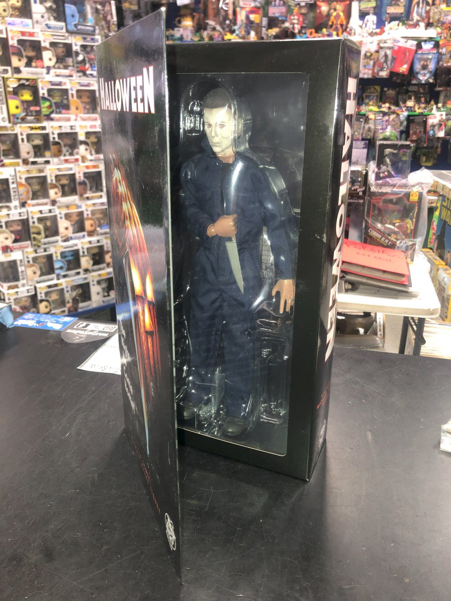 #halloweenmovies #michaelmyers #trickortreatstudios #quakecollectibles #waxpaxquake #waxpaxrecordsandtoys #vintageshop #vintagestore #collectibles #recordstore #vinylrecords #collectiblesstore #vintagetoystore #toystore #toys4sale