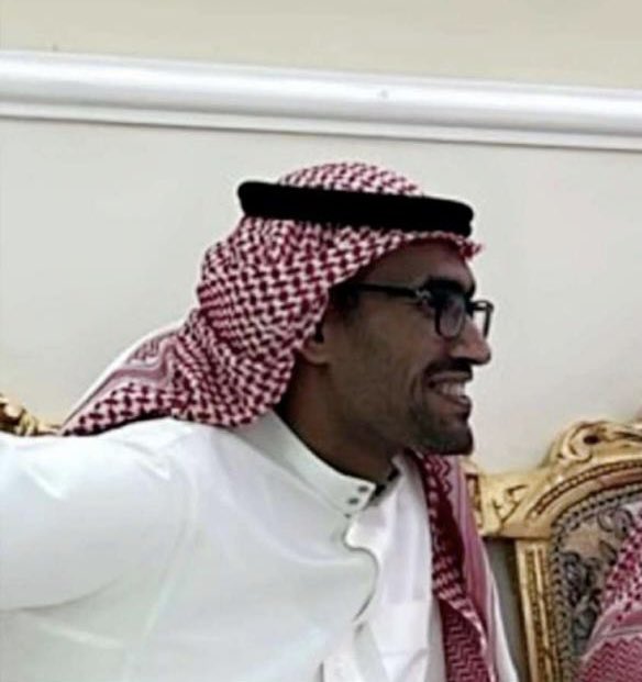 alkurmah1's tweet photo. هاجد بن ذعار بن بدر بن هليمة
من أهالي الخرمة 
عمل في ظلم ثم انتقل إلى شرطة الغريف
اتصف بحسن الخلق ولين الجانب ومحبة ربعه وزملائه 
توفي يوم 10/ 10/ 1445هـ رحمه الله وغفر له وأسكنه جنات النعيم https://t.co/BWrNbN9gq7