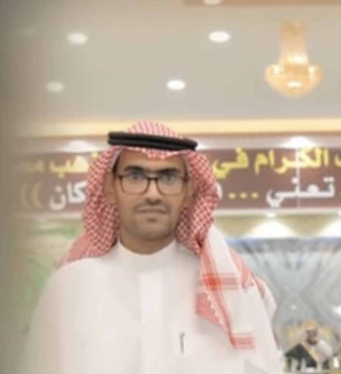 alkurmah1's tweet photo. هاجد بن ذعار بن بدر بن هليمة
من أهالي الخرمة 
عمل في ظلم ثم انتقل إلى شرطة الغريف
اتصف بحسن الخلق ولين الجانب ومحبة ربعه وزملائه 
توفي يوم 10/ 10/ 1445هـ رحمه الله وغفر له وأسكنه جنات النعيم https://t.co/BWrNbN9gq7