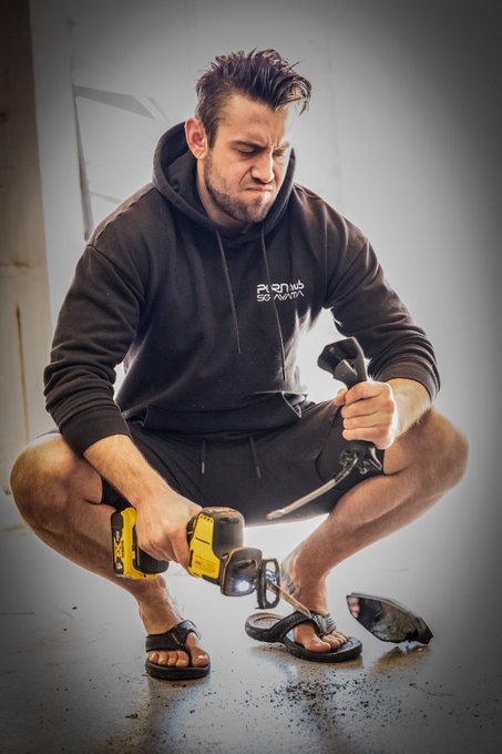 What&rsquo;s happening🙄? Wrong answers only 🙃 #cars #motorcycles https://t.co/dW9KWJLagz<a href="/tag/cars"class="tags">#cars</a><a href="/tag/motorcycles"class="tags"><span>#motorcycles</span></a>