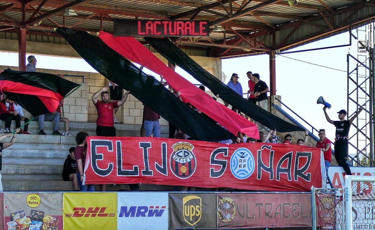 La brutal remontada del CD Utiel en casa del Roda (de 2-0 a 2-3 en 45 minutos) sabe y se siente como un playoff.

La Celadilla elige soñar con #SegundaRFEF 🔥
