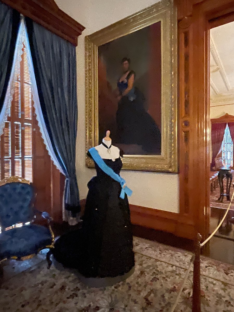 Paradise &amp; Parking Lot, Honolulu #AAG2024 Fascinating cultural heritages here which makes great museums. Tragic commercializations  alongside amazing local initiatives.