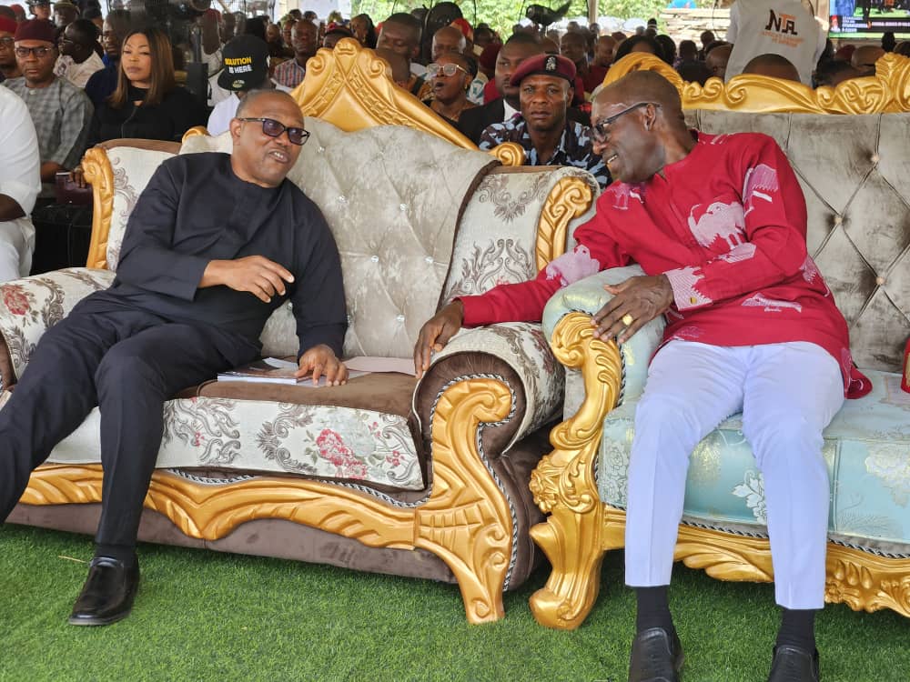 PeterObi's tweet photo. Today, I joined other mourners to pay my last respects to an exceptional patriot, father figure to many, an elder statesman, and the First Civilian Governor of New Anambra State, Chief Dr. Chukwuemeka Ezeife, Okwadike Igboukwu, having joined in his State Commendation and https://t.co/DKVU8XlRAy
