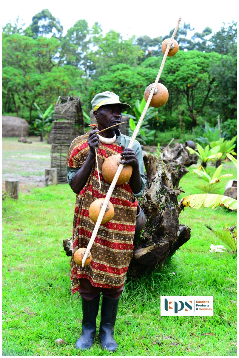 Krockdeco's tweet photo. Culture &amp; Art for Peace and Conservation
Thanks to our collaboration with  KIOKA BURUNDI within the framework of the project "Kibira, Sanctuary of Peace and Conservation", we have transformed  gourds harvested in Kibira Forest  into traditional musical instruments  called Umuduri https://t.co/QYBzbBOlVc