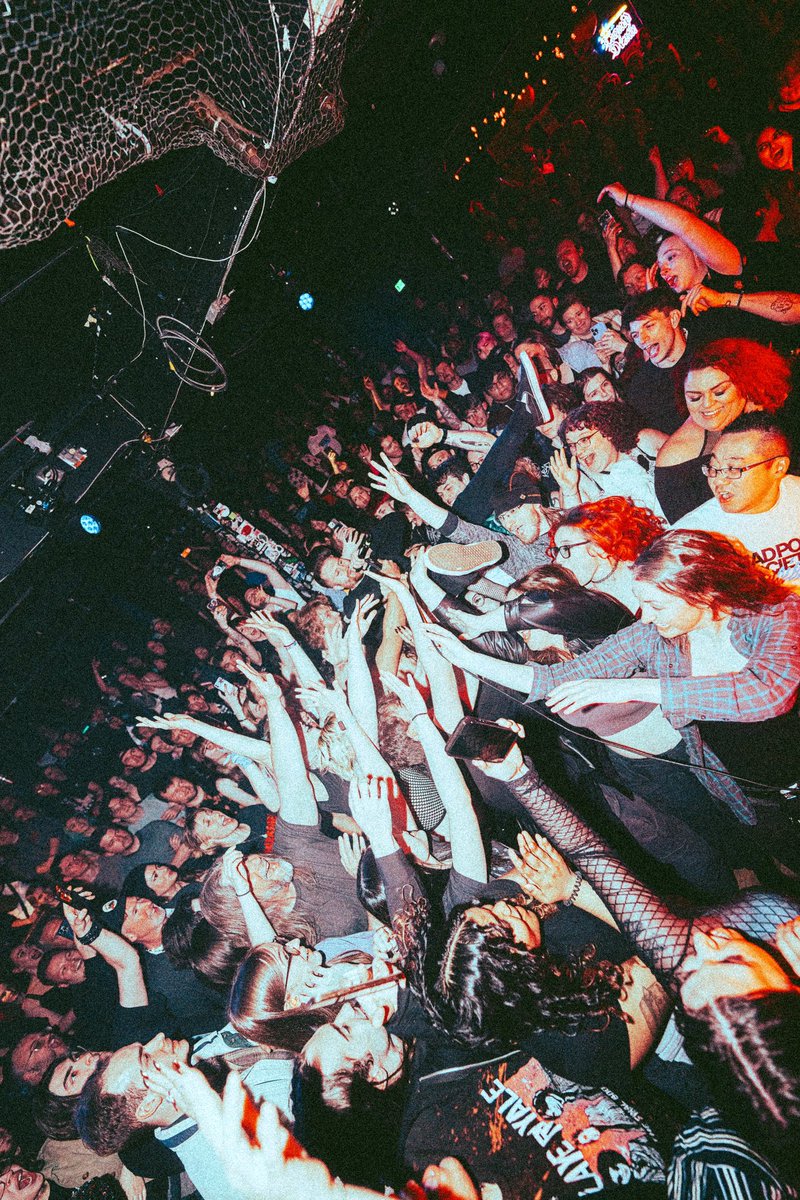 Dead Poet Society tweet media