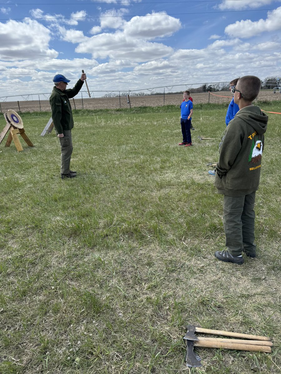 Troop474's tweet photo. Flaming Arrows (younger scouts) are back and practicing with the Tomahawks! https://t.co/n7OBciUOus