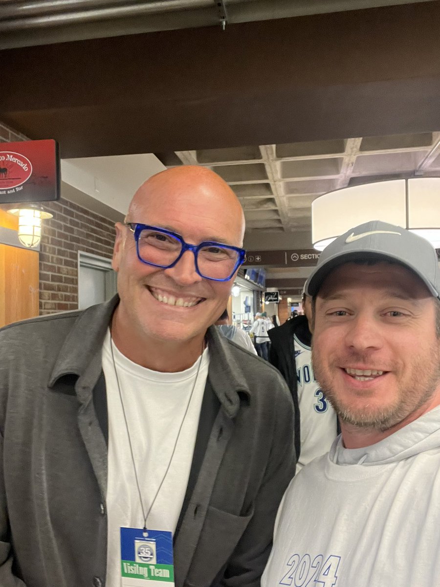 harvando11's tweet photo. @RexChapman block or charge???… nice to meet you! https://t.co/R6op8IpN9d