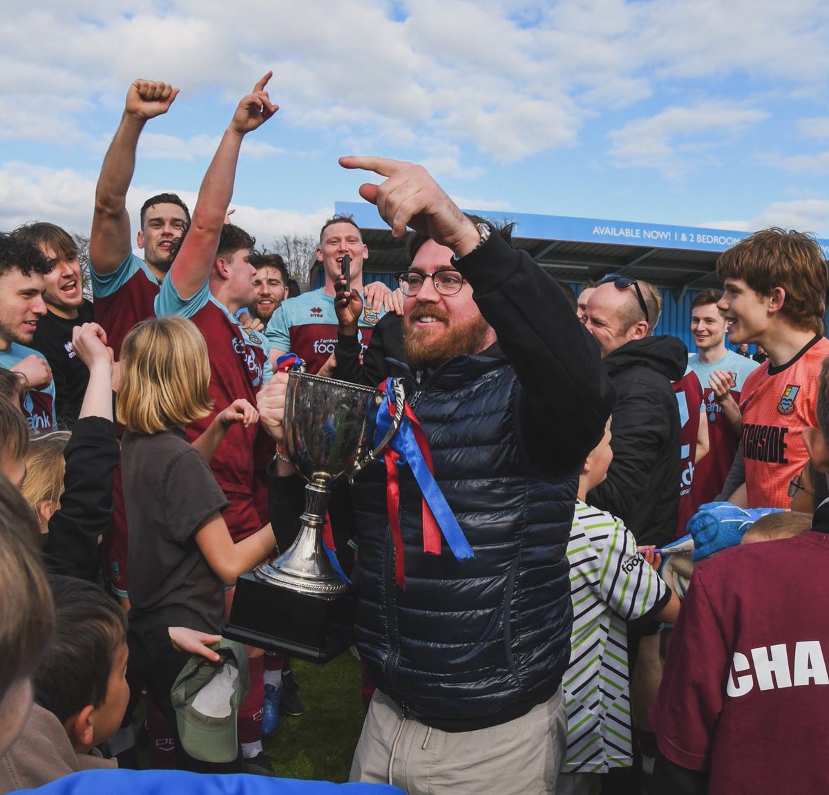 Harry Hugo tweet media