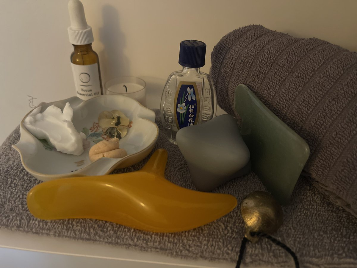 LightJurNe's tweet photo. Saturday unwind includes facial Gua Sha, Cupping, Reflexology &amp; and a warm foot bath ✨ https://t.co/n8luTq4tTC