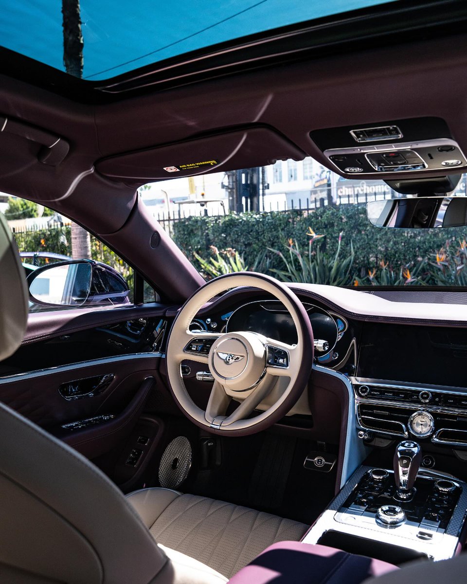 Autowallin's tweet photo. Fabulous.

Credit: bentleybeverlyhills via Instagram. #cars https://t.co/8gV2RHYtRH