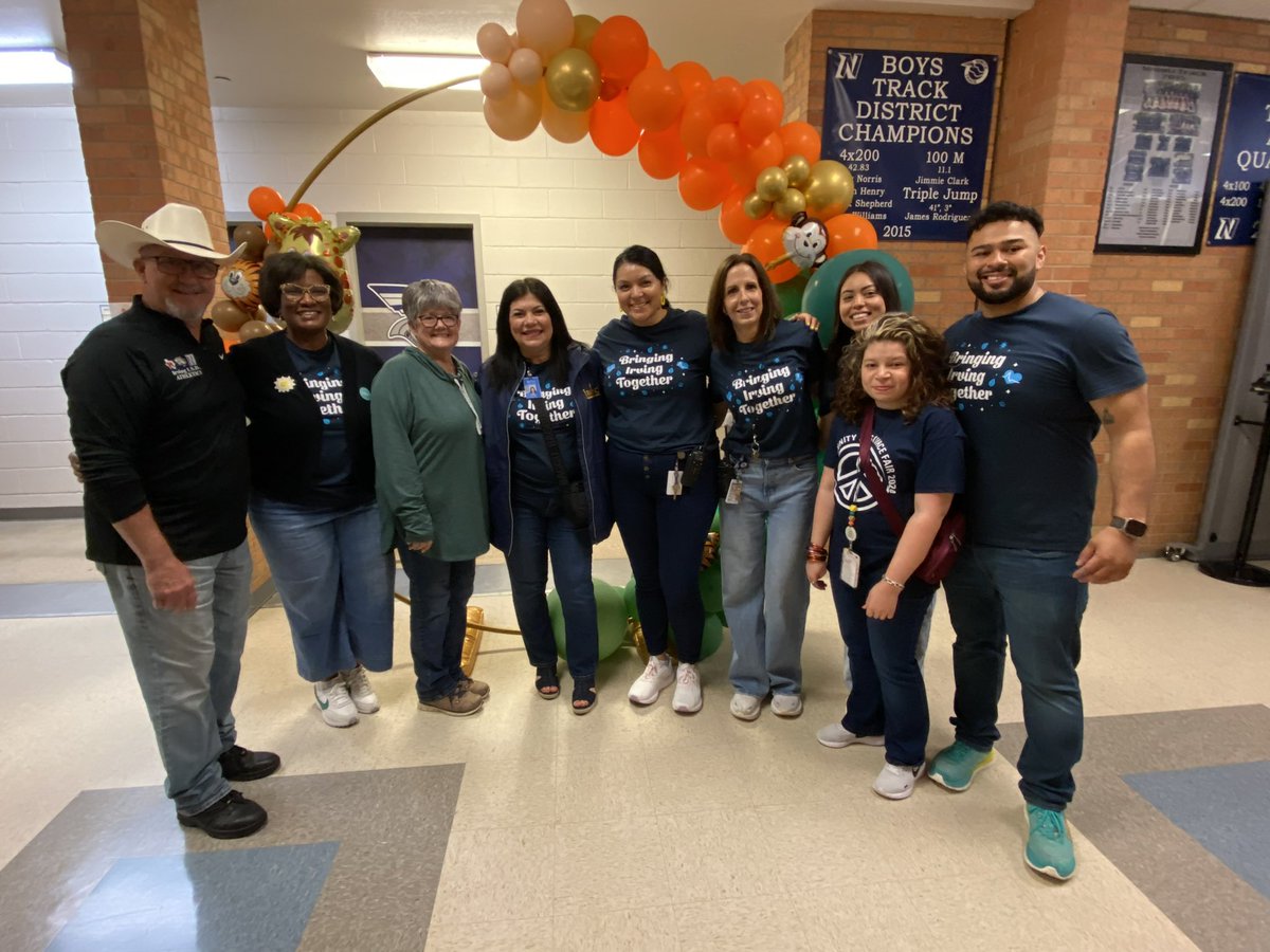 IrvingISD's tweet photo. @NimitzVikings @IISDMagdaHdz 😁☺️🙂 are all around at #IrvingCRF24. We are thankful for the support of our incredible community vendors and @PFE_IISD for bringing Irving together! https://t.co/7lBUgdFijF