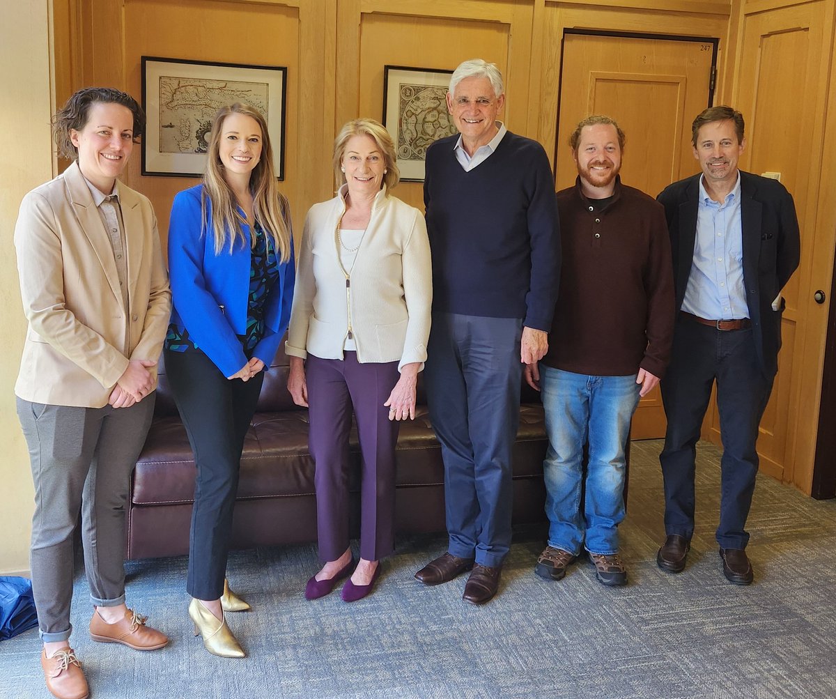 We are honored to speak on behalf of the Postdoctoral Liaison Committee at the CSHL Board of Trustees Retreat to strategize ways to improve postdoc retention in STEM <a href="/BioJlynn/">Jason Lynn</a> <a href="/CSHL/">Cold Spring Harbor Laboratory</a> <a href="/PDLCCSHL1/">PDLC@CSHL</a>